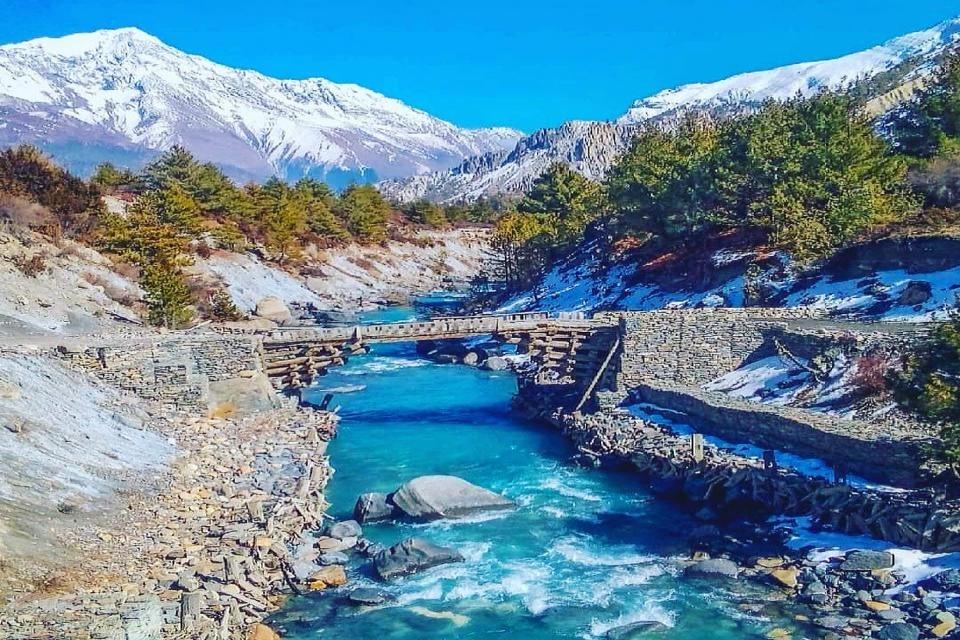 Annapurna Circuit Trek with Tilicho Lake 10N-11D All Inclusive 