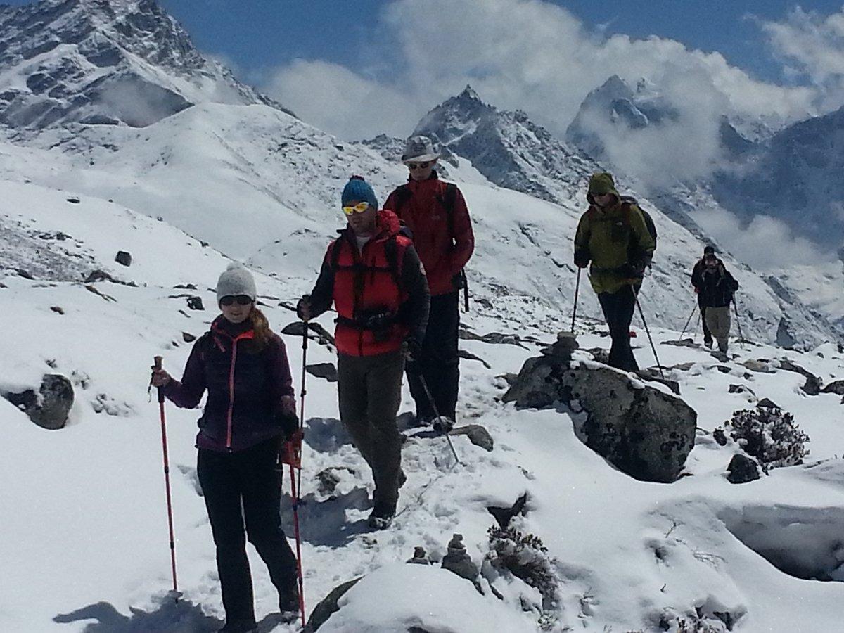 Annapurna Circuit Trek with Tilicho Lake 10N-11D All Inclusive 