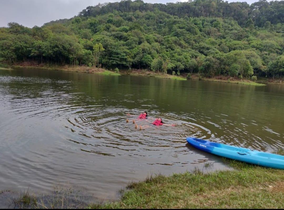 Accommodation Weing - The Lakefront Camp 2